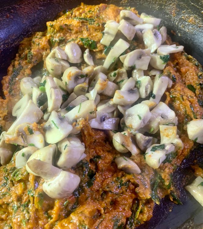 Step 2.2: Now add peas and the sauteed mushrooms to the pan