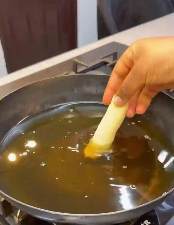 Step 3.1: Heat oil in a deep pan and fry the pies until both sides are golden brown