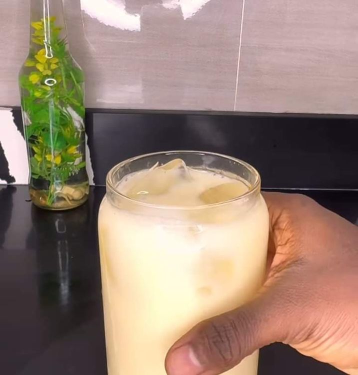 Step 1.2: Add honey and crushed ice, then mix well