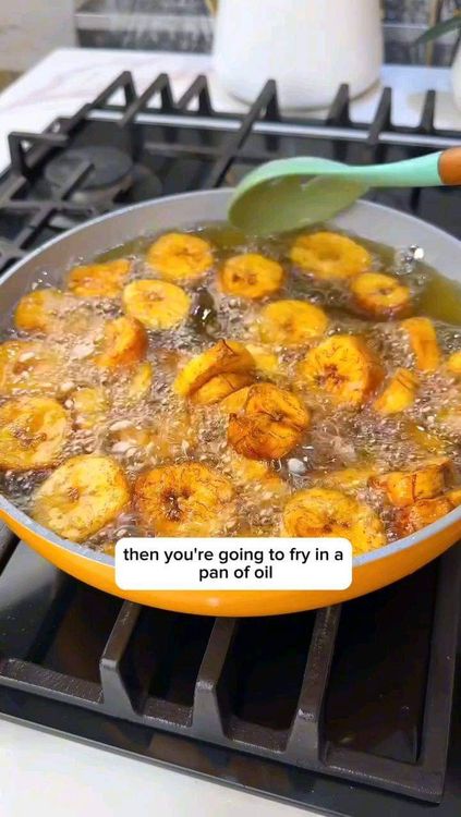 Step 1.2: Fry the plantains in hot oil until both sides are golden brown