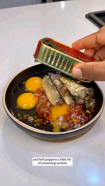 Step 1.1: Add the sardine and mash it into the mixture