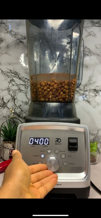 Step 1.1: Wash and blend tigernut and clove with water