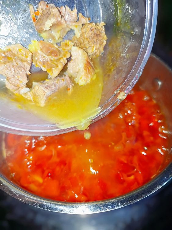 Step 1.3: Add the cooked beef and beef stock to the pot