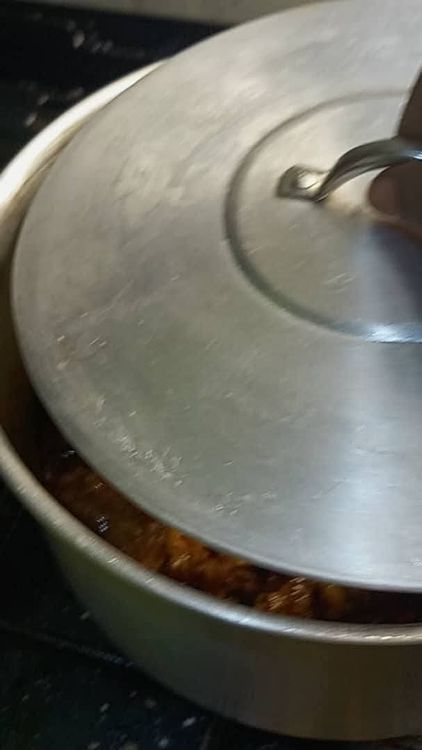Step 1.1: Cover the pot on low heat to cook together for 2 minutes, constantly checking and stirring
