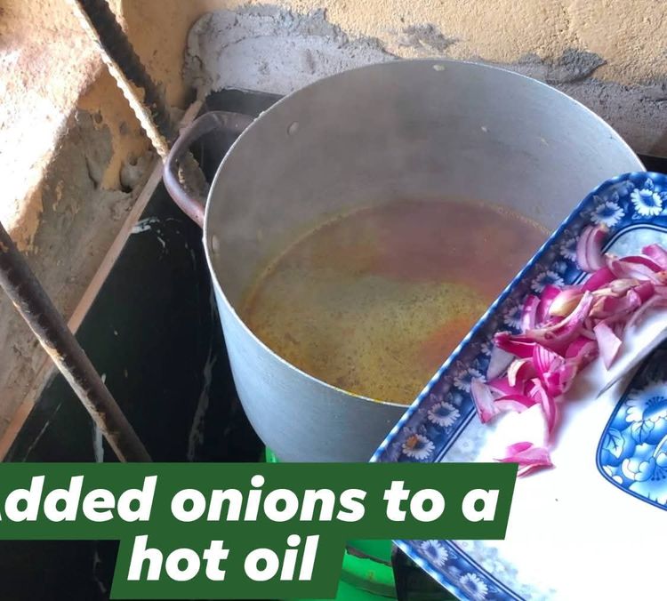 Step 2.1: Heat oil in a dry pot