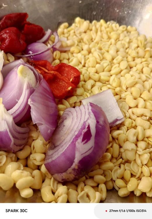 Step 2.3: In a bowl, add the skin-free beans without water