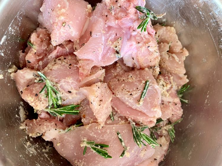 Step 1.1: Allow the chicken to marinate for 20-30 minutes to absorb the flavours