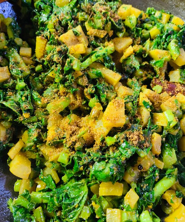 Step 1.1: Add coriander powder and garam masala