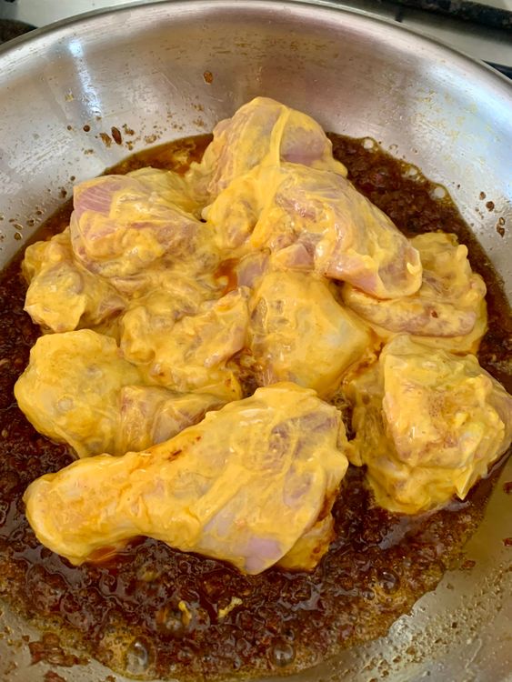 Step 3.1: Add the marinated chicken and cook on high heat for 3β4 minutes to coat well