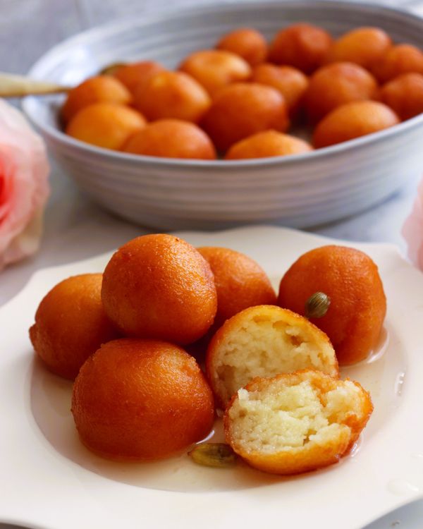 Suji ke Gulab Jamun  recipe