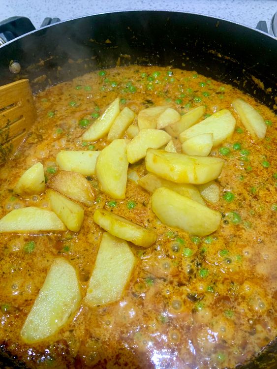 Step 4.1: Return the fried potatoes to the pan