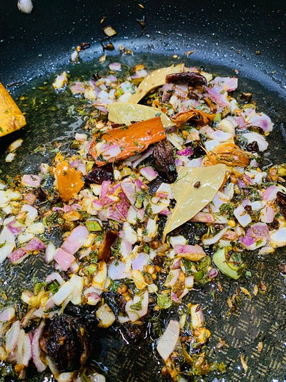 Step 3.2: Add the chopped onions and kasuri methi