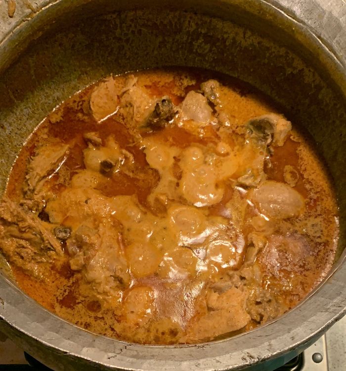 Step 3.2: Add lemon juice, kasuri methi and garam masala and stir for a minute