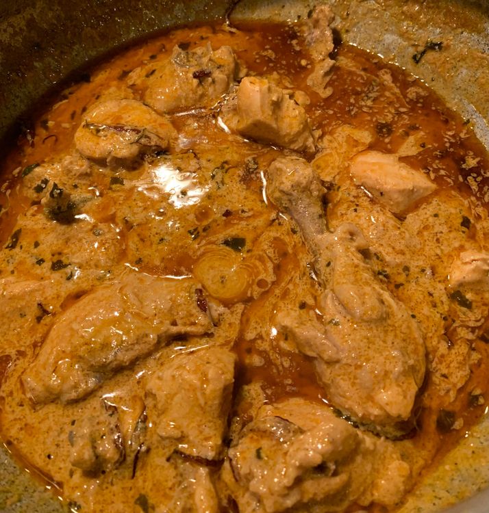 Step 3.1: Serve hot with roti or naan