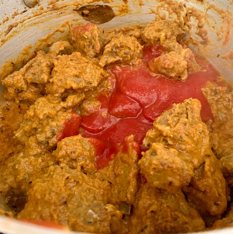 Step 3.1: Add the curd mixture and fennel seeds
