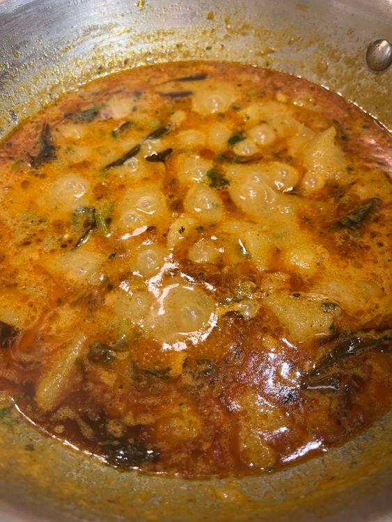 Step 6.1: Garnish with fresh coriander leaves and serve hot