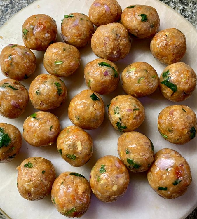 Step 1.1: Form the mixture into small lemon size balls/koftas