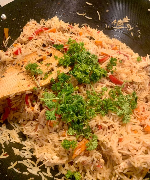 Step 2.1: Garnish with fresh parsley leaves and serve hot