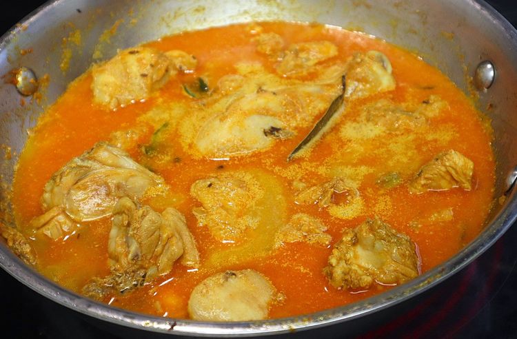 Step 1.4: Add the required water until the chicken is immersed