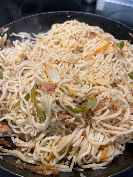 Step 6.1: Garnish with chopped spring onions and serve hot