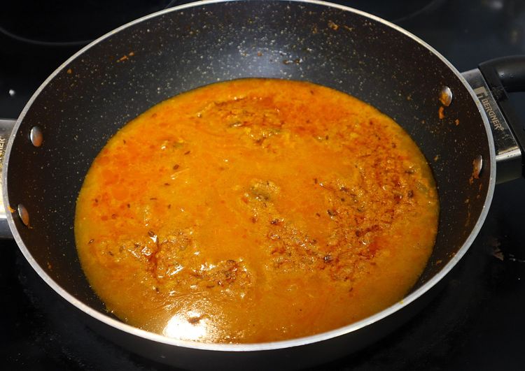 Step 2.2: Add water and mix well, adjusting the consistency as required