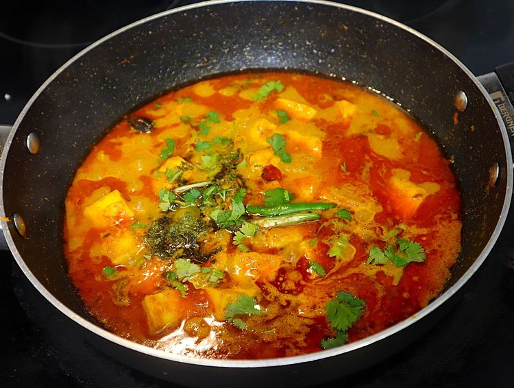 Step 2.4: Add slit Green Chilli, kasuri methi, and coriander