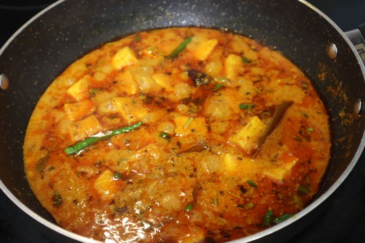 Step 2.6: Add slit Green Chilli, kasuri methi, and coriander