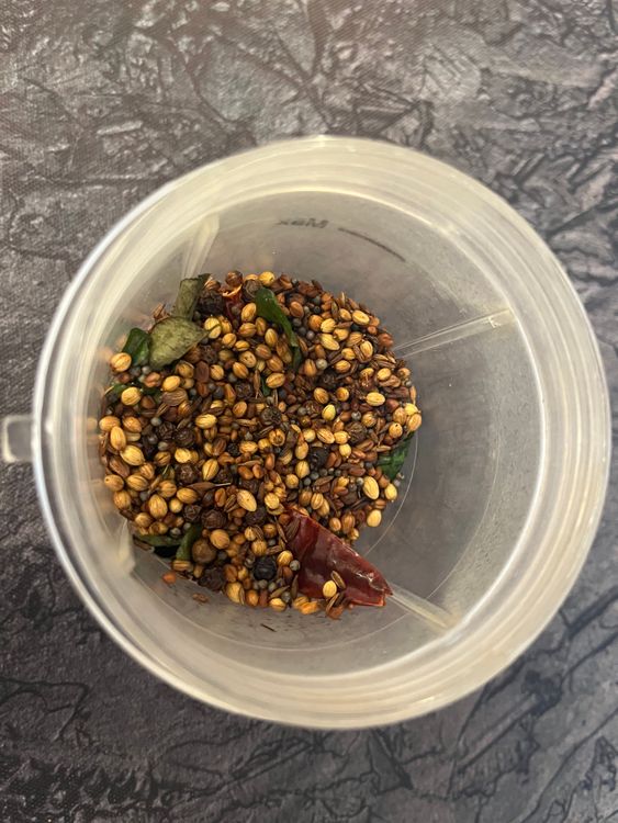 Step 3.1: Grind into a fine powder to make pulihora podi