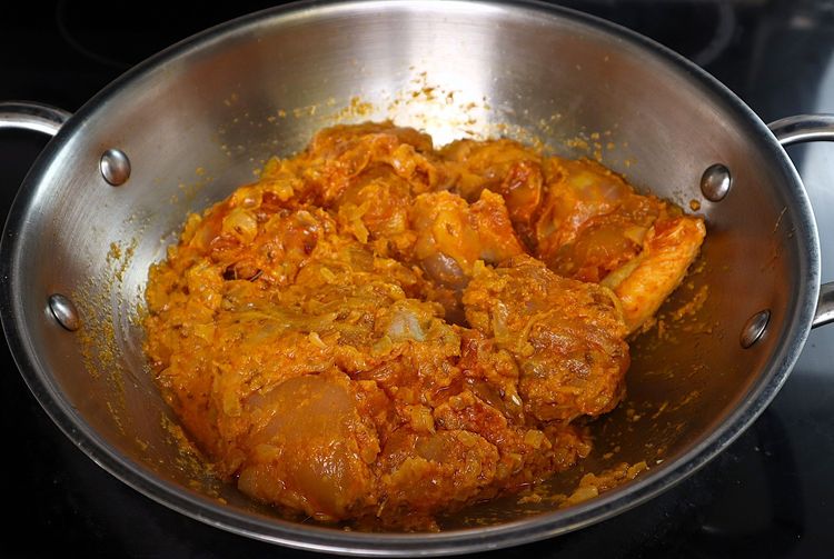 Step 3.3: Add marinated chicken and sauté for 3 minutes on medium flame