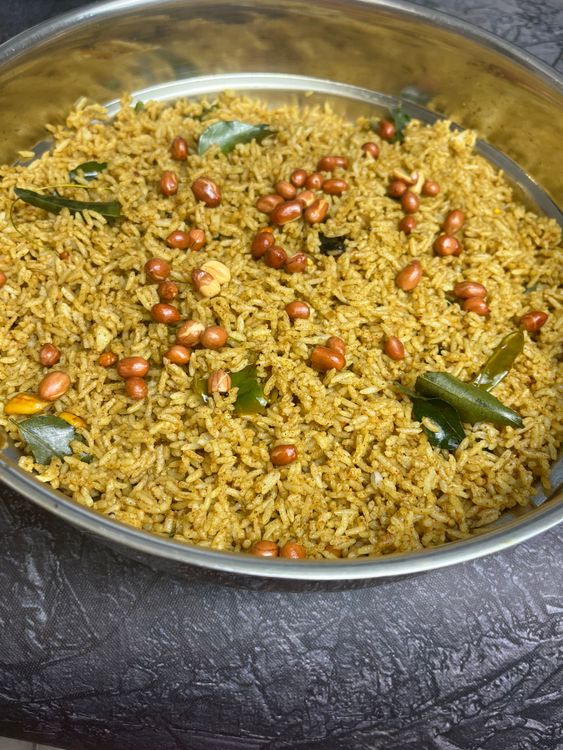 Step 7.2: Let the pulihora rest for 1 hour before serving to allow the spices to soak into the rice