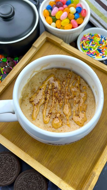 Step 4.1: Drizzle some warm peanut butter over the top and sprinkle a little extra cinnamon