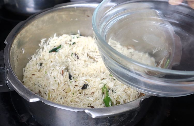 Step 1.1: Add boiled water and adjust the salt