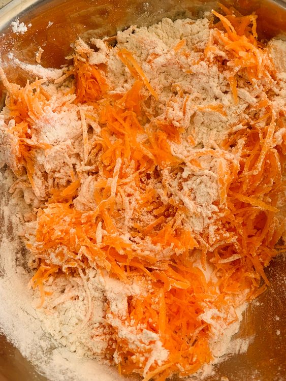 Step 1.1: Whisk the all-purpose flour, baking soda, cinnamon powder, and salt together in a medium-sized bowl