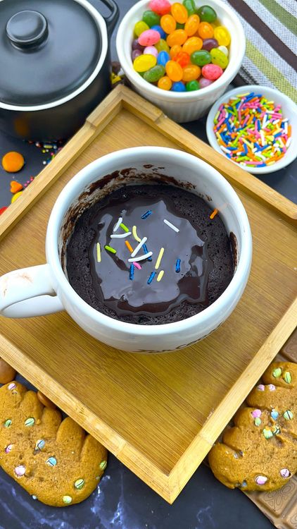 Step 2.1: Drizzle the frosting over the cake and enjoy warm!
