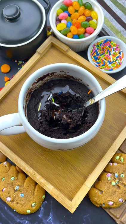 Step 2.2: Drizzle the frosting over the cake and enjoy warm!
