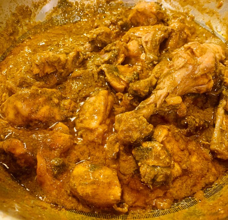 Step 2.2: Add the mint powder to the gravy and mix it for a minute