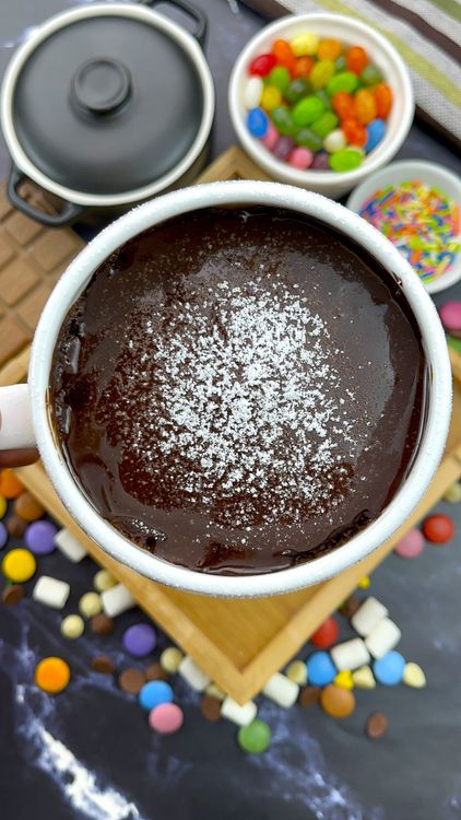 Step 2.3: Drizzle the glaze over the warm cake, or dust with powdered sugar for a rustic look