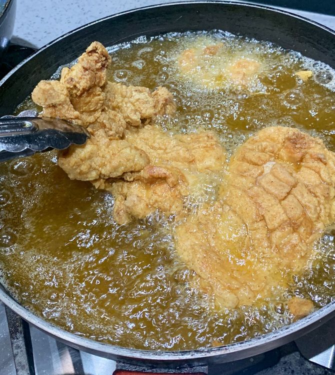 Step 3.2: Fry the fillets for 3-4 minutes on one side