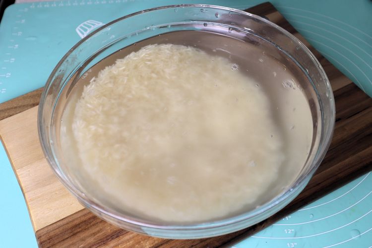 Step 1.6: Soak 2 cup of basmati rice in water for about 20 minutes