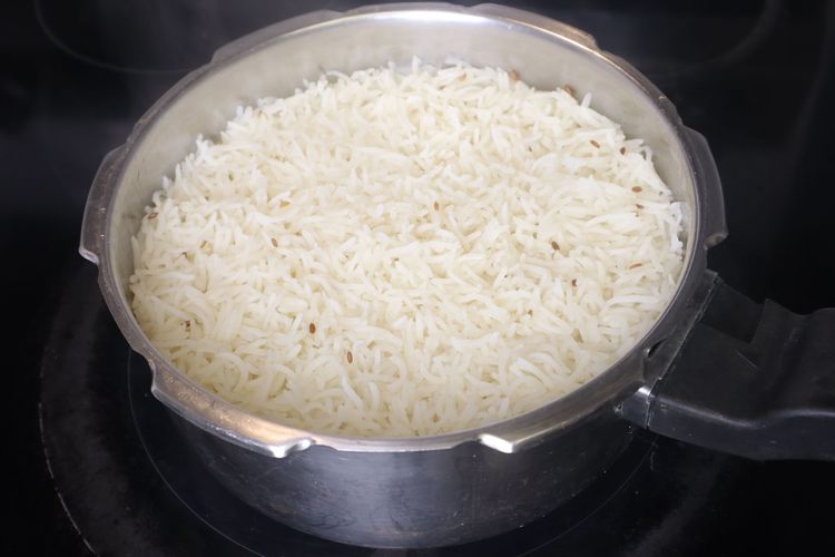Step 7.2: Let the pressure release naturally before opening the lid