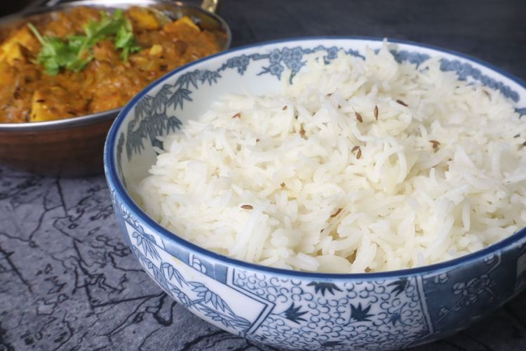 Step 8.1: Serve hot with dal, curry, or any side dish of your choice
