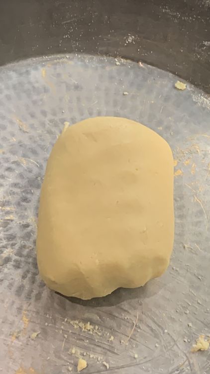 Step 2.2: Add cream to the flour mixture gradually