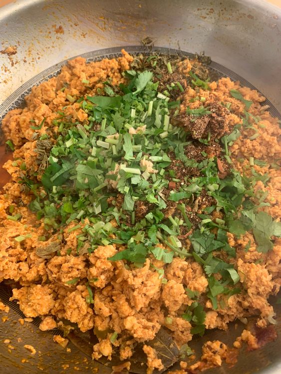 Step 2.1: Add salt, dry fenugreek leaves, the prepared keema masala powder, fresh coriander, and chopped ginger