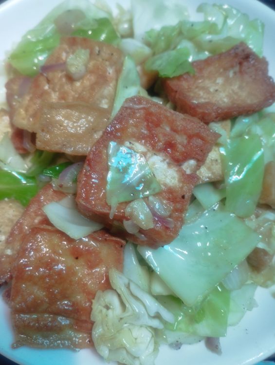 Stir-Fried Cabbage with Fried Tofu recipe