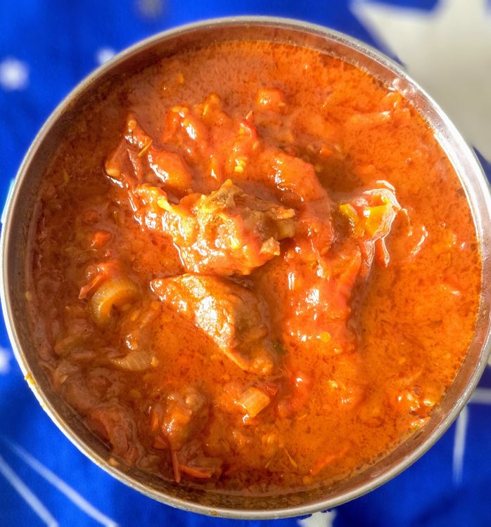Plum tomatoes beef stew (Nigerian style) recipe