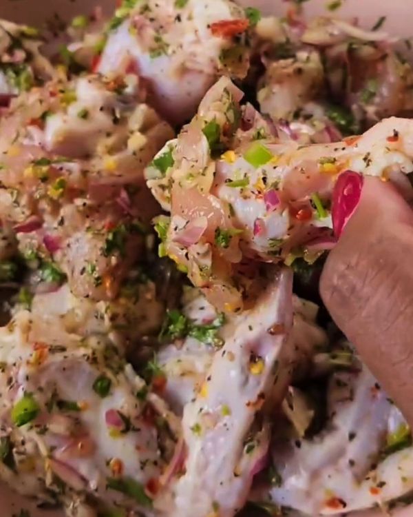 Step 1.1: Add the chicken wings to the bowl of marinade, and coat them well, ensuring each wing is covered with the marinade
