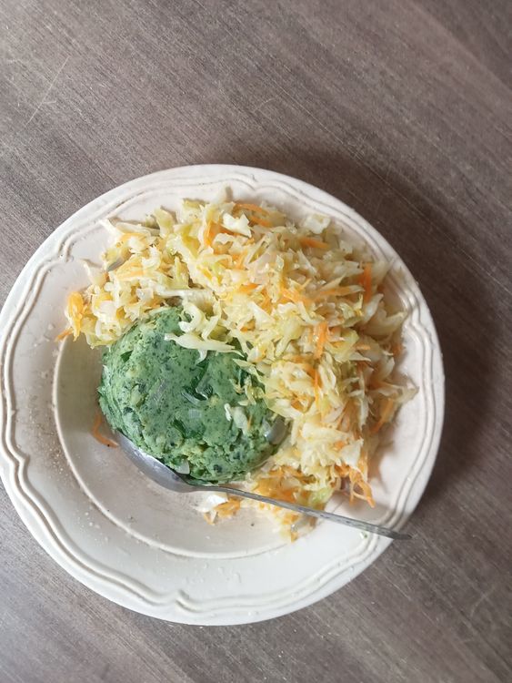 Múkimo and steamed cabbage  recipe