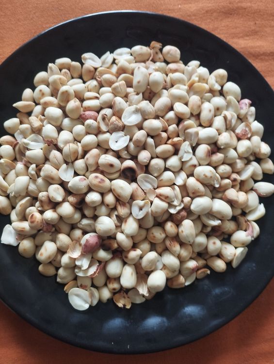 Step 1.1: Remove the peels from the roasted peanuts