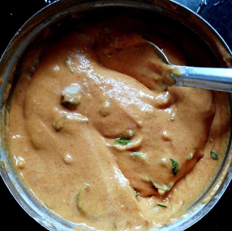 Step 1.1: Gradually pour water to the flour mix to make a thick batter