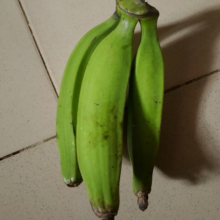 Step 1.1: Peel the unripe plantains